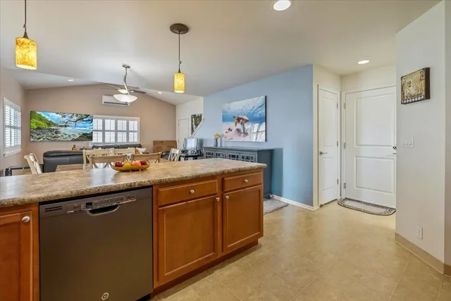 Listing Image for 245 Kamahao Cir 9 of 37