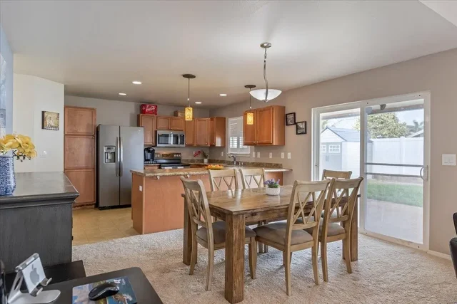 Listing Image for 245 Kamahao Cir 11 of 37