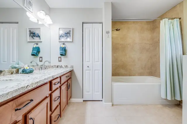 Listing Image for 64 Oluea Cir 26 of 50