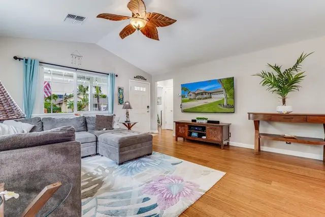 Listing Image for 64 Oluea Cir 5 of 50