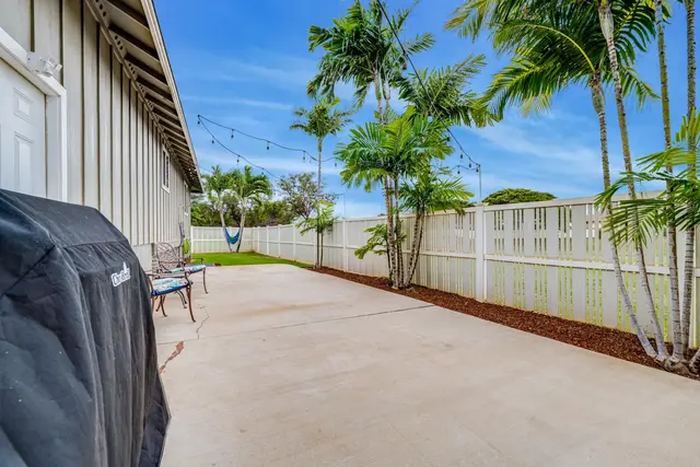 Listing Image for 64 Oluea Cir 50 of 50