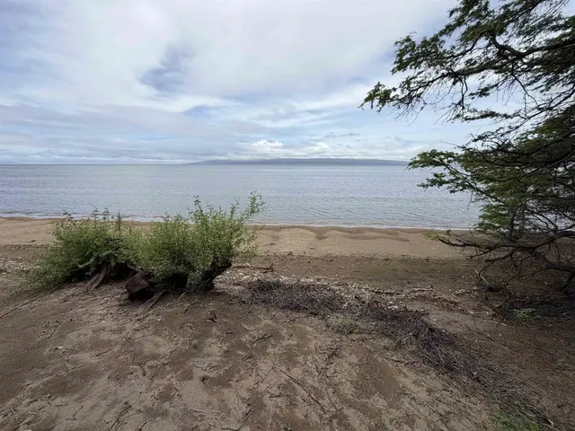 Listing Image for 2700 Kamehameha V Hwy 8 of 12