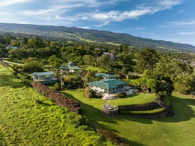 Listing Image for 14830 Haleakala Hwy 1 of 50
