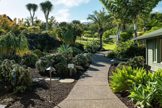 Listing Image for 14830 Haleakala Hwy 18 of 50