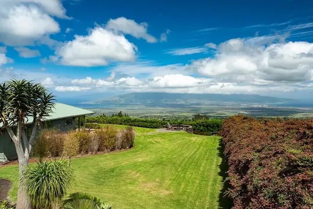 Listing Image for 14830 Haleakala Hwy 33 of 50