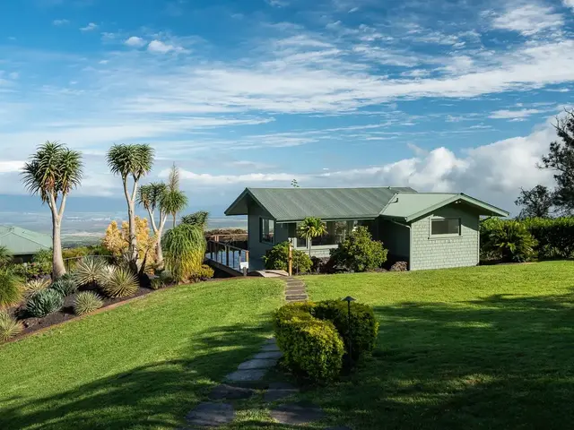 Listing Image for 14830 Haleakala Hwy 38 of 50