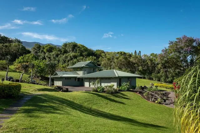 Listing Image for 14830 Haleakala Hwy 39 of 50