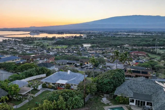 Listing Image for 417 Liholiho St A 4 of 12