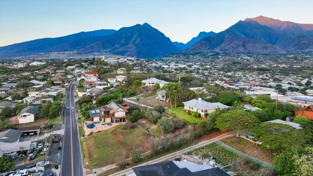 Listing Image for 417 Liholiho St A 11 of 12