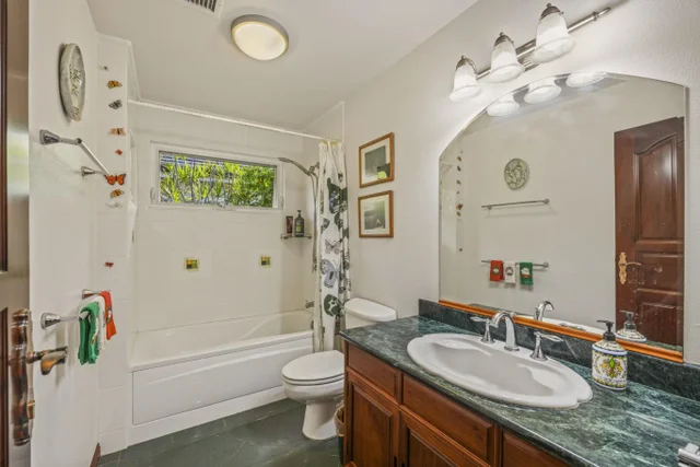 Listing Image for 355 Kamalei Cir 10 of 47