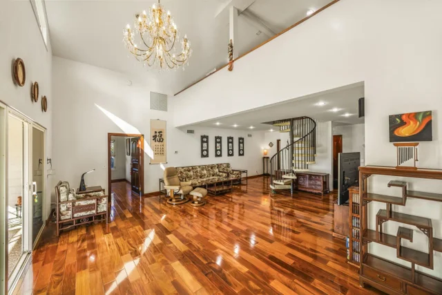 Listing Image for 355 Kamalei Cir 19 of 47