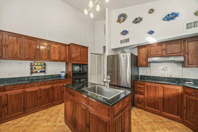 Listing Image for 355 Kamalei Cir 23 of 47