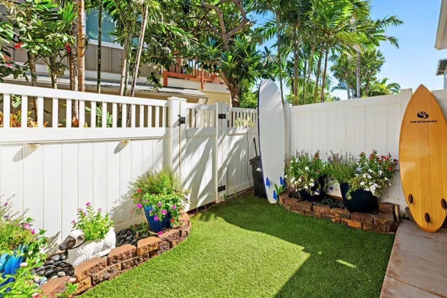 Listing Image for 31 E Kuu Aku Ln 216 33 of 36