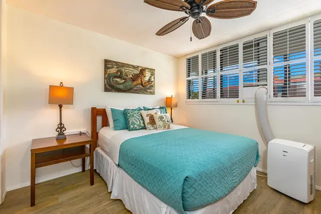 Listing Image for 50 Hauoli St 302 27 of 43