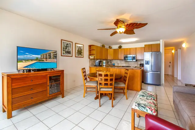 Listing Image for 50 Hauoli St 302 4 of 43
