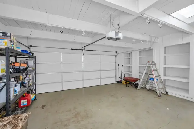 Listing Image for 620 Awalau Rd 40 of 50