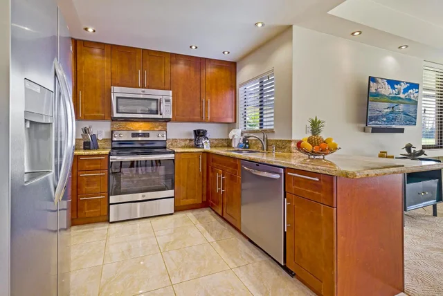 Listing Image for 500 Kapalua Dr 14t 1-2 16 of 30