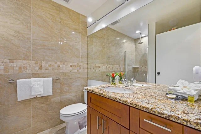 Listing Image for 500 Kapalua Dr 14t 1-2 17 of 30