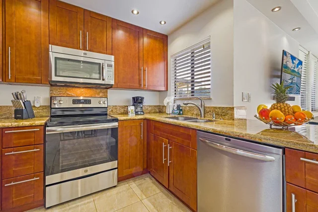 Listing Image for 500 Kapalua Dr 14t 1-2 5 of 30