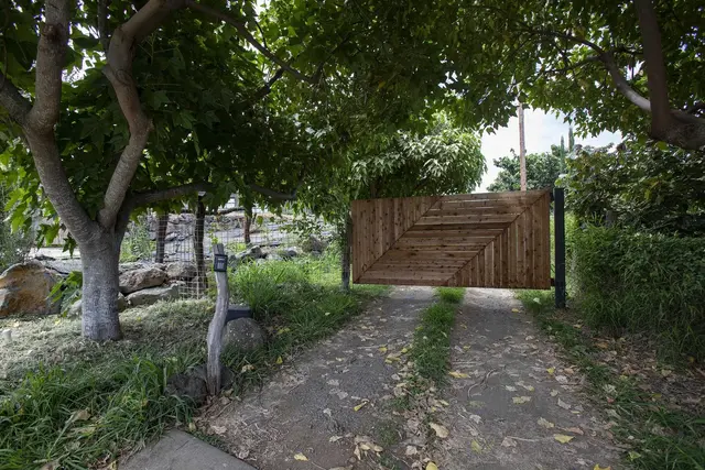 Listing Image for 1401 Naalae Rd A 13 of 19