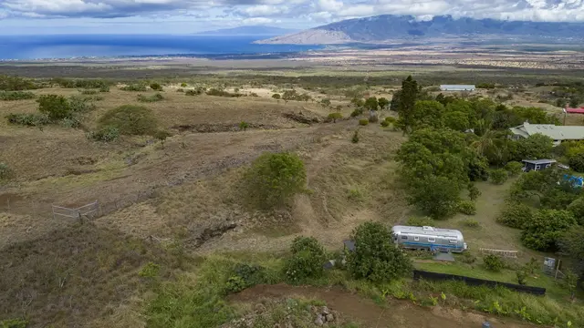 Listing Image for 1401 Naalae Rd A 16 of 19