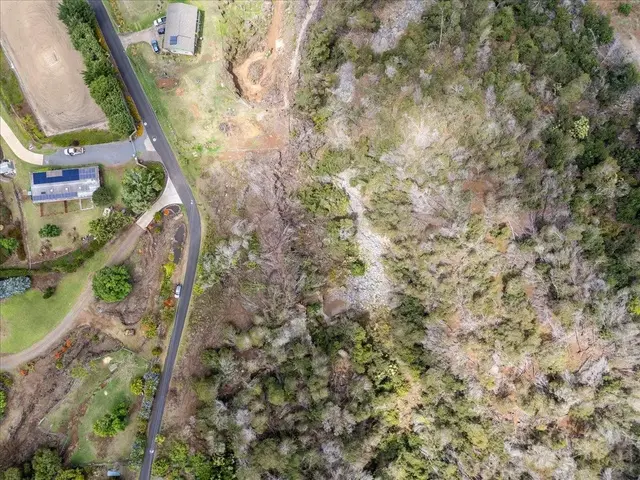 Listing Image for 0 Kamehameiki Rd 25 of 27