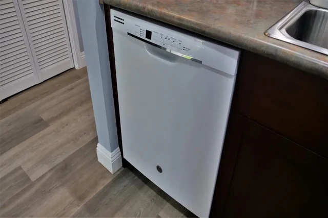 Listing Image for 125 Hoowaiwai Loop 1902 16 of 21