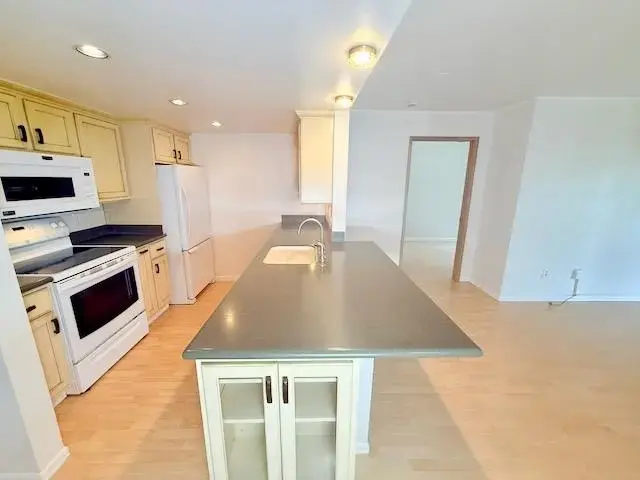 Listing Image for 3 Koiula Ln 114 18 of 50
