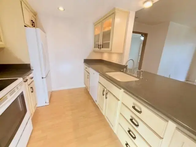 Listing Image for 3 Koiula Ln 114 48 of 50