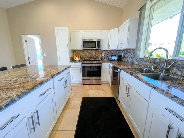 Listing Image for 282 Luawai St B 10 of 26