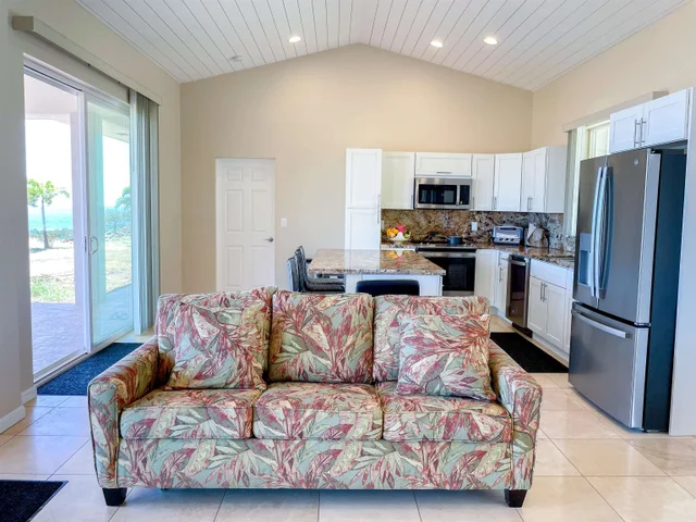 Listing Image for 282 Luawai St B 6 of 26