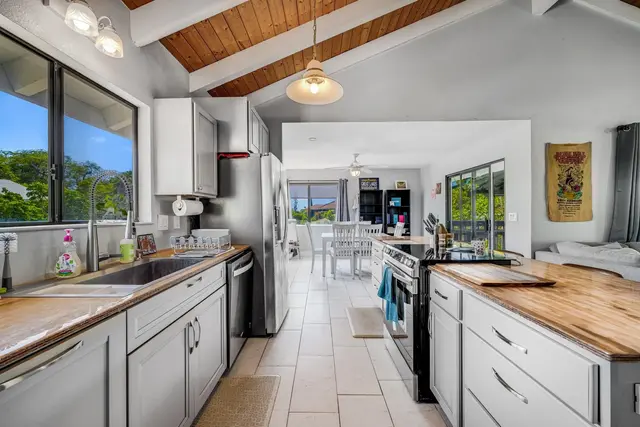 Listing Image for 81 Waipahe St 16 of 50