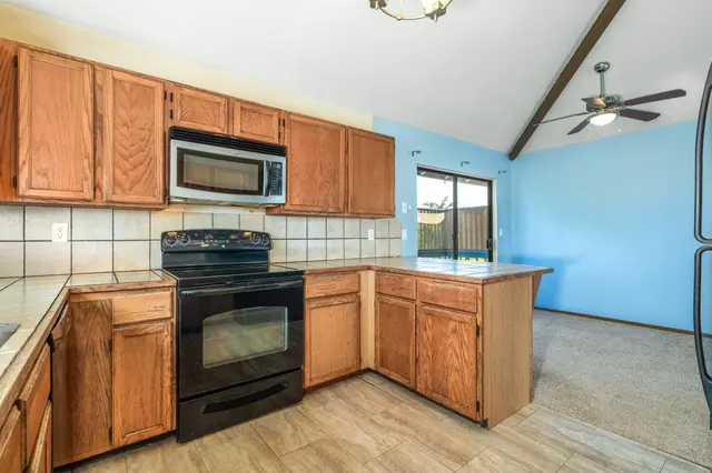 Listing Image for 2825 Kauhale St 18 of 49