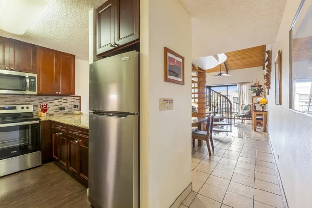 Listing Image for 2695 S Kihei Rd 8-407 14 of 37