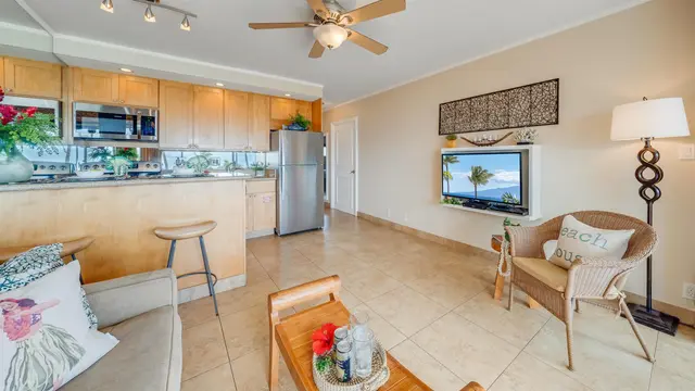 Listing Image for 3959 Lower Honoapiilani Rd 321 7 of 18