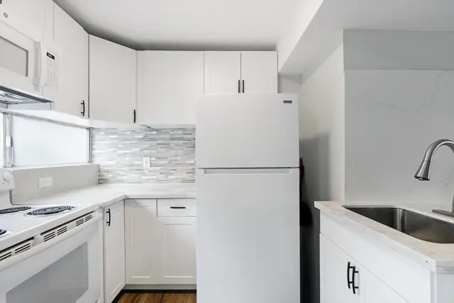 Listing Image for 3676 Lower Honoapiilani Rd F303 10 of 35
