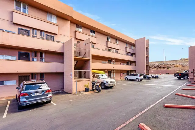 Listing Image for 3676 Lower Honoapiilani Rd F303 29 of 35