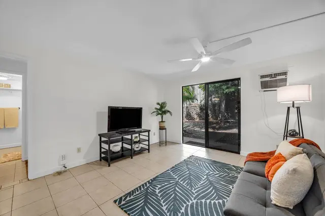 Listing Image for 2747 S Kihei Rd D-102 6 of 41