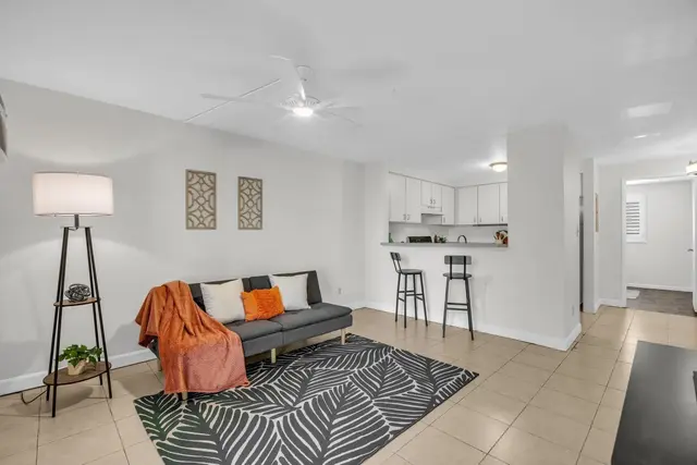 Listing Image for 2747 S Kihei Rd D-102 7 of 41