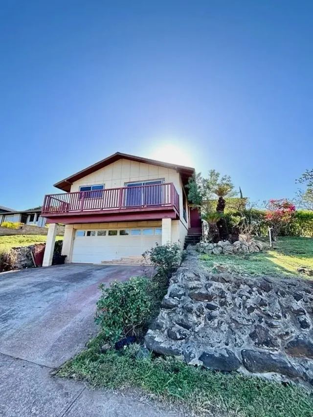 Listing Image for 185 Alohilani St 13 of 22