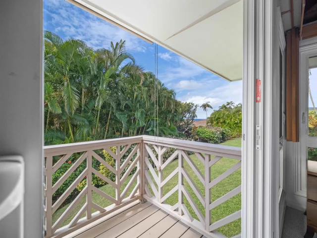 Listing Image for 212 E Ikea Kai Pl 26 of 50