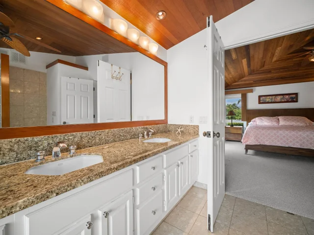 Listing Image for 212 E Ikea Kai Pl 29 of 50