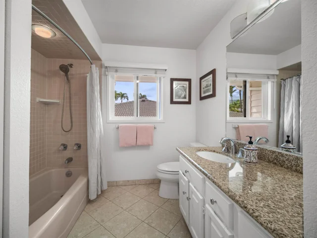 Listing Image for 212 E Ikea Kai Pl 37 of 50