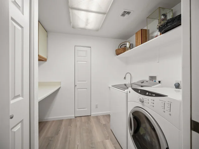 Listing Image for 212 E Ikea Kai Pl 38 of 50