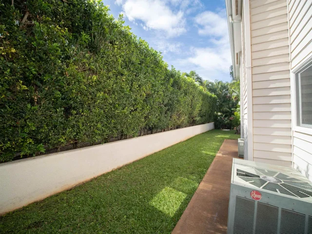 Listing Image for 212 E Ikea Kai Pl 42 of 50