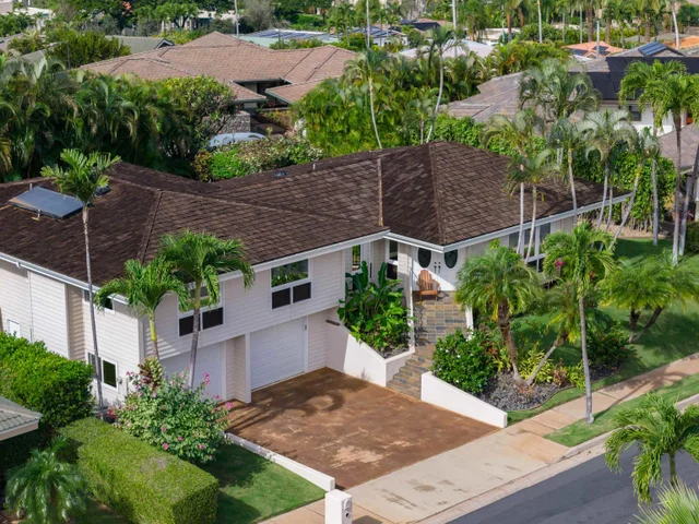 Listing Image for 212 E Ikea Kai Pl 44 of 50