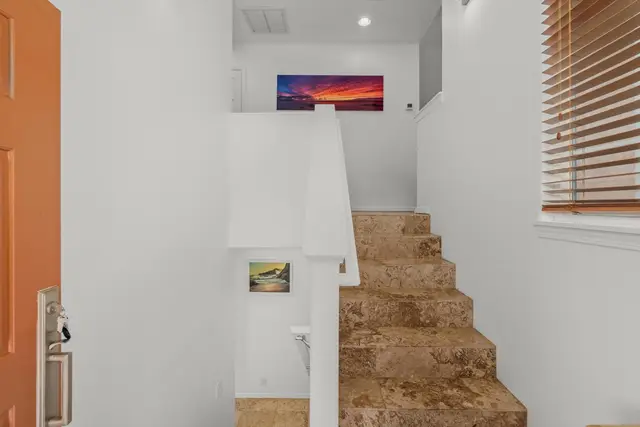 Listing Image for 1079 Kahaapo Loop 24 of 49