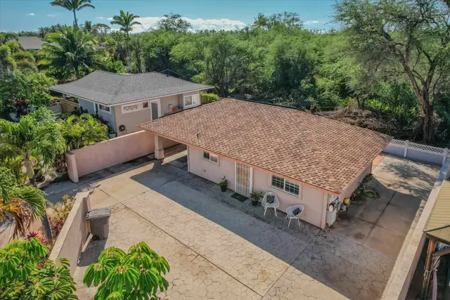 Listing Image for 1079 Kahaapo Loop 31 of 49