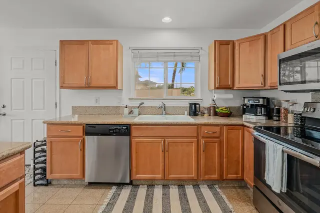 Listing Image for 1079 Kahaapo Loop 35 of 49