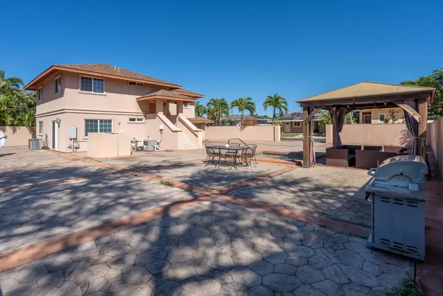 Listing Image for 1079 Kahaapo Loop 42 of 49